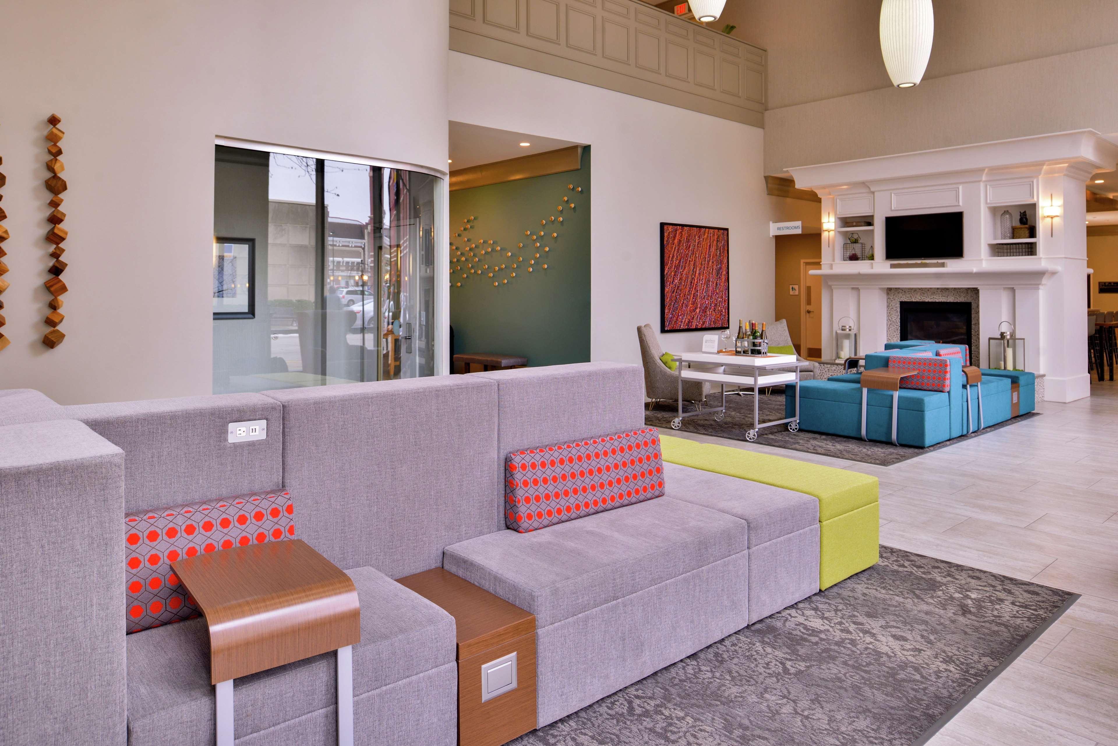 Hilton Garden Inn Terre Haute Extérieur photo
