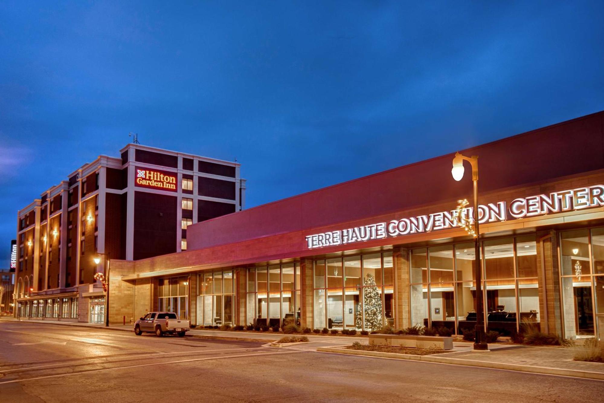 Hilton Garden Inn Terre Haute Extérieur photo